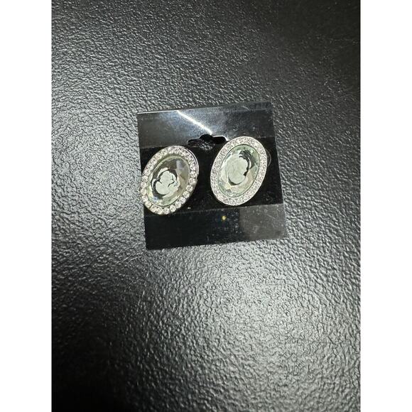 Cameo Holographic Silver Tone Rhinestone Oval Earrings Regency Retro Preppy - Picture 4 of 6